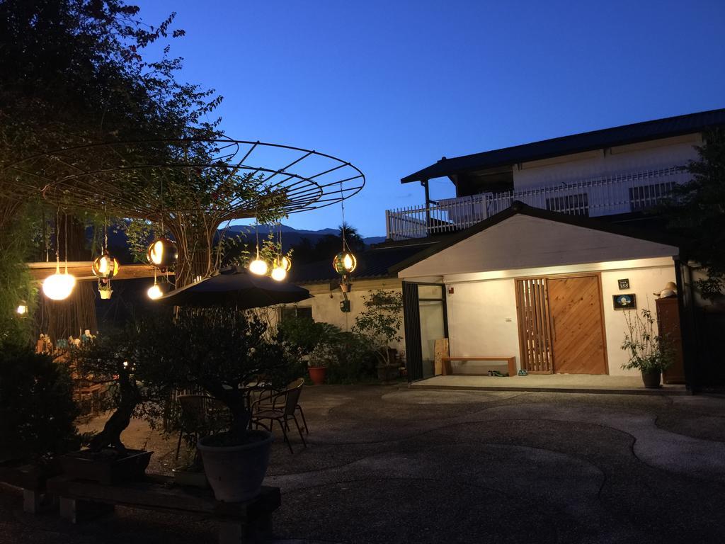 Hou Shan Ren Jia B&B Luye Eksteriør bilde