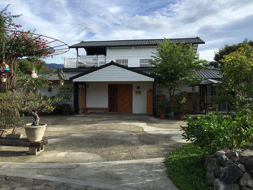 Hou Shan Ren Jia B&B Luye Eksteriør bilde