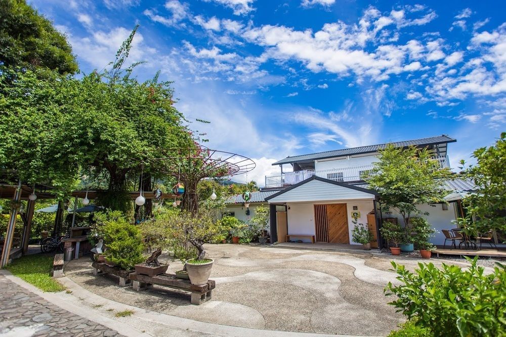 Hou Shan Ren Jia B&B Luye Eksteriør bilde